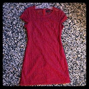 Papillon red lace dress